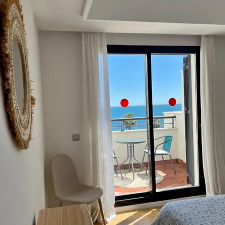 Apartamento Beachfront Penthouse Luxury Bahía de Casares