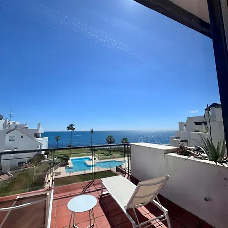 Beachfront Penthouse Luxury Apartment Bahia de Casares